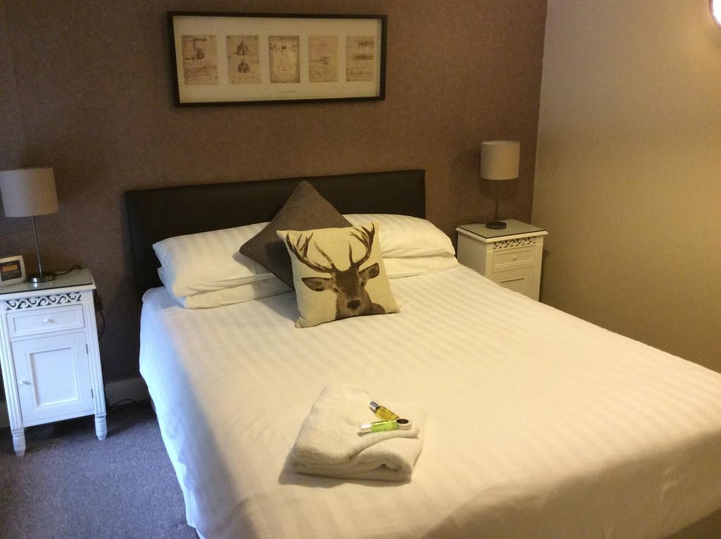 Hambro Arms Milton Abbas Quarto foto